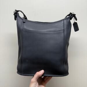 90s Coach 9060 Slim Duffle Black Leather